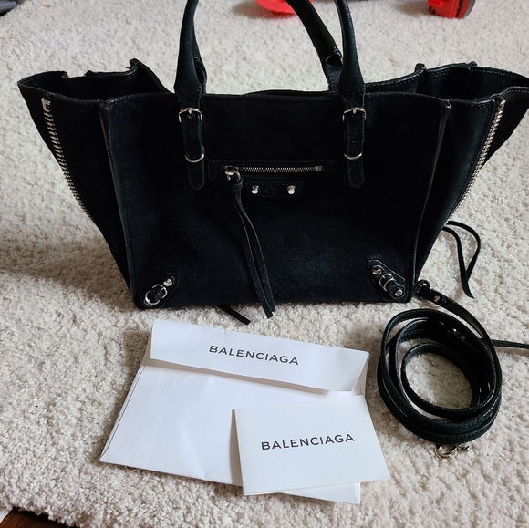 Balenciaga - Picture 2 of 7